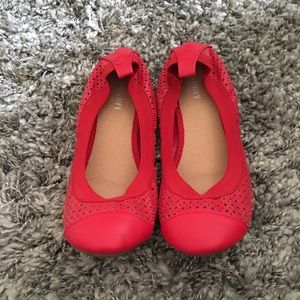 Women’s shoes